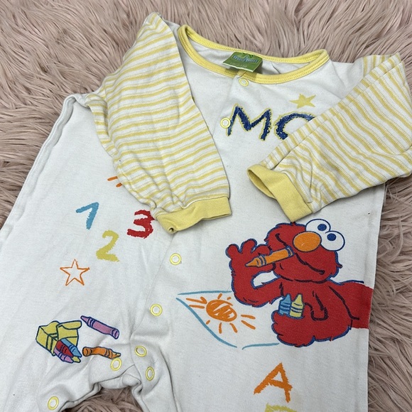 Elmo Baby Bundle - Picture 5 of 10